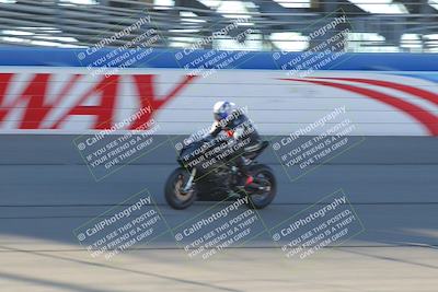 media/Nov-26-2022-Fastrack Riders (Sat) [[b001e85eef]]/Level 2/Session 1 Front Straight/